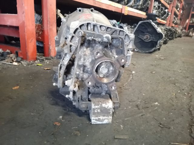 bontott VW CRAFTER Váltó (Mechanikus)