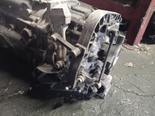 bontott VW CRAFTER Váltó (Mechanikus)