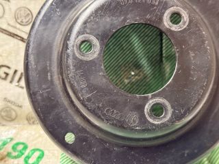 bontott VW CRAFTER Vízpumpa Szíjtárcsa