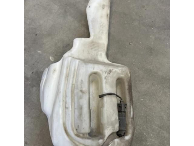 bontott VW CRAFTER Ablakmosó Tartály