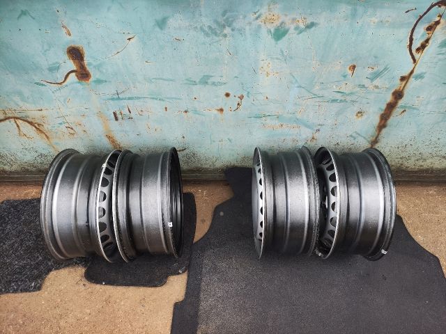 bontott VW CRAFTER Acélfelni Szett