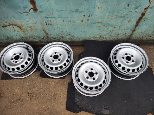 bontott VW CRAFTER Acélfelni Szett