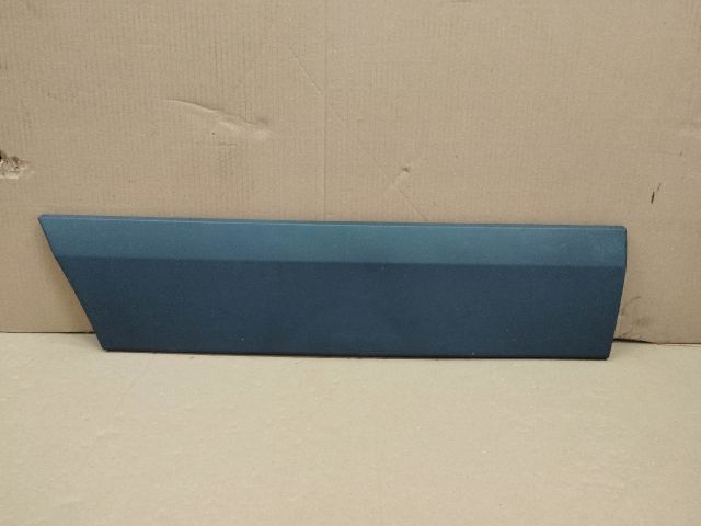 bontott VW CRAFTER Bal első Ajtó Díszléc