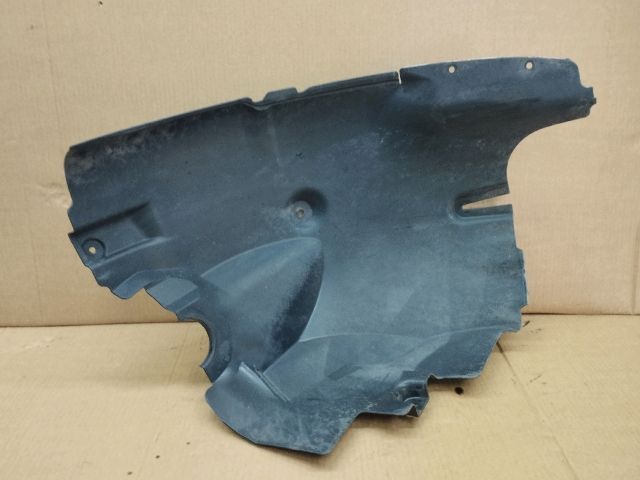 bontott VW CRAFTER Bal első Hátsó Dobbetét (Kerékjárati, Műanyag)