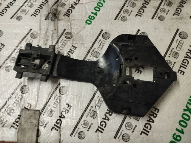 bontott VW CRAFTER Bal első Külső Kilincsfészek