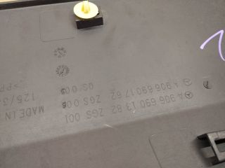 bontott VW CRAFTER Bal hátsó Sárvédő Díszléc