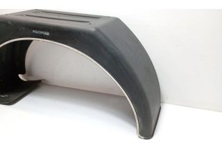 bontott VW CRAFTER Bal hátsó Sárvédő Gumi