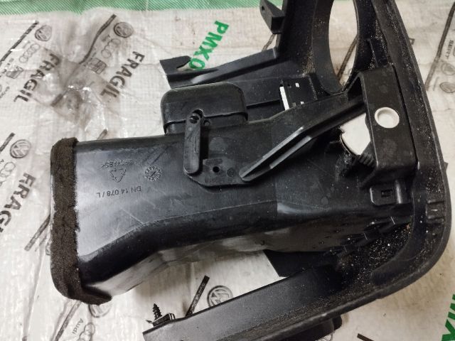 bontott VW CRAFTER Bal Szellőző