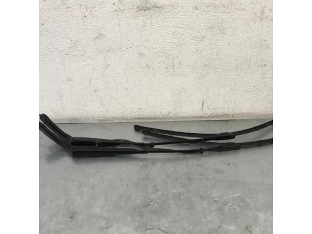 bontott VW CRAFTER Első Ablaktörlő Kar