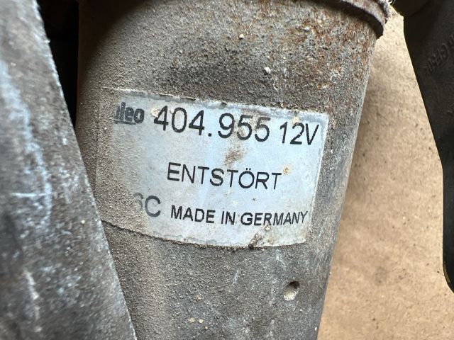 bontott VW CRAFTER Első Ablaktörlő Szerkezet Motorral