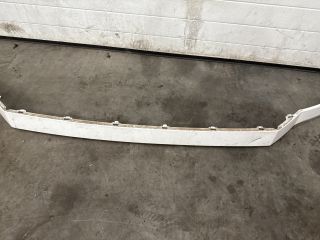 bontott VW CRAFTER Első Lökhárító Alsó Középső Díszrács