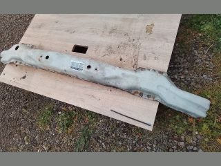 bontott VW CRAFTER Első Lökhárító Merevítő (Fém)