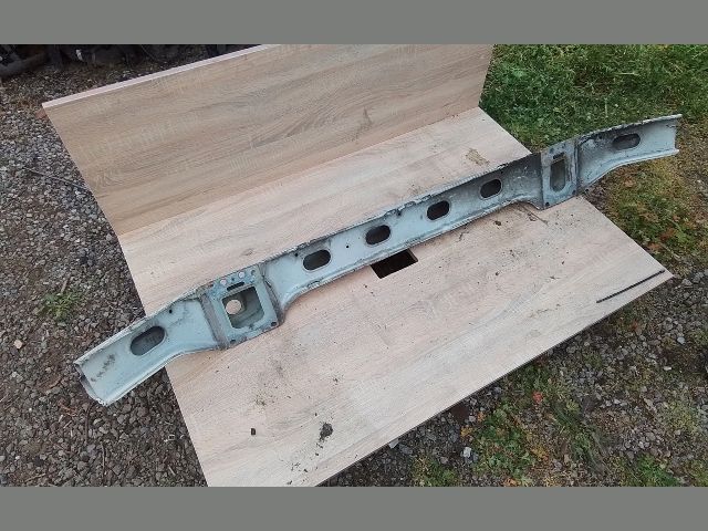 bontott VW CRAFTER Első Lökhárító Merevítő (Fém)