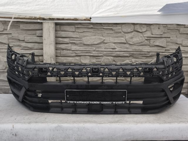 bontott VW CRAFTER Első Lökhárító (Üresen)