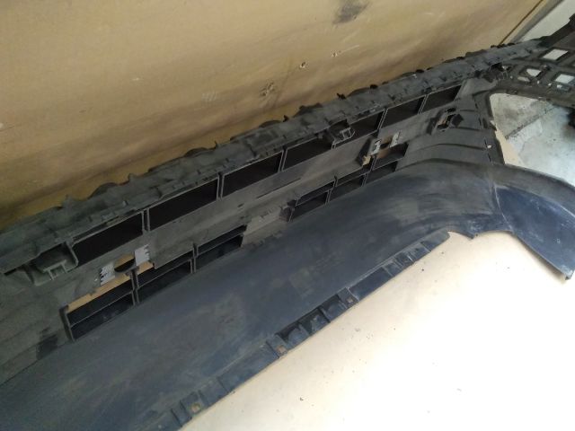 bontott VW CRAFTER Első Lökhárító (Üresen)