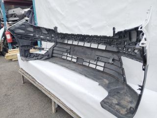 bontott VW CRAFTER Első Lökhárító (Üresen)