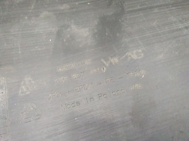 bontott VW CRAFTER Első Lökhárító (Üresen)