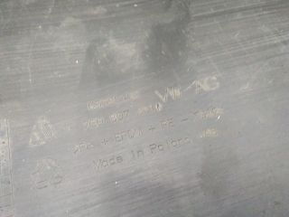 bontott VW CRAFTER Első Lökhárító (Üresen)