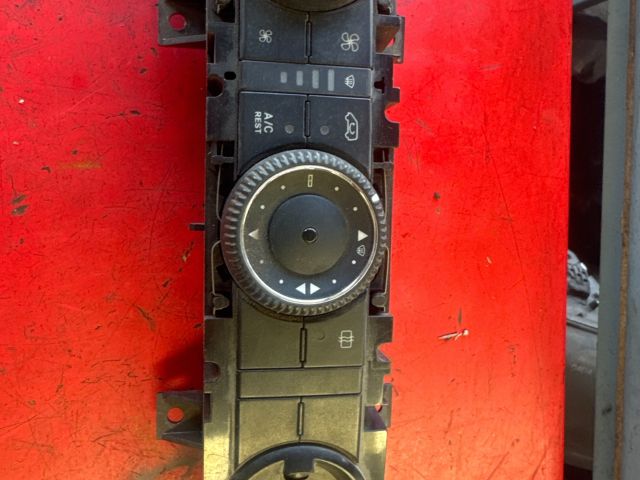 bontott VW CRAFTER Fűtéskapcsoló (manuális klímás)