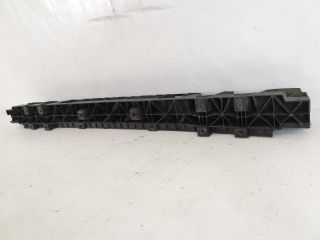 bontott VW CRAFTER Hátsó középső Lökhárító Tartó (Műanyag)