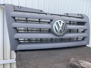 bontott VW CRAFTER Hűtőrács