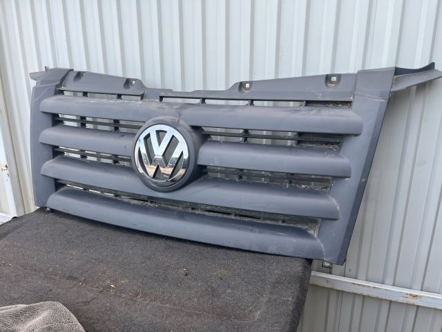 bontott VW CRAFTER Hűtőrács