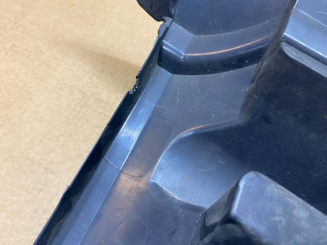 bontott VW CRAFTER Hűtőrács