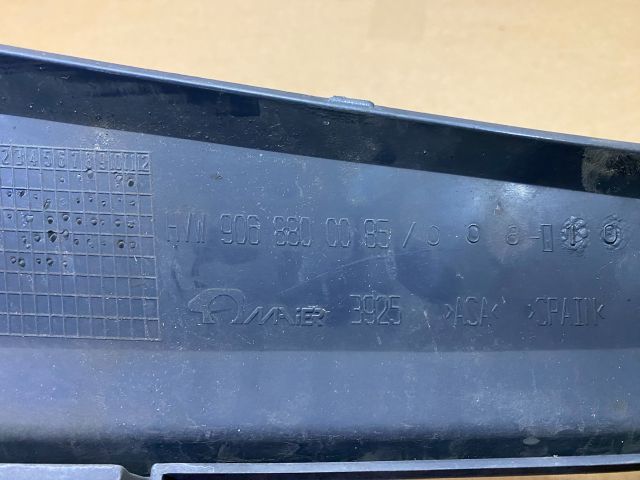 bontott VW CRAFTER Hűtőrács