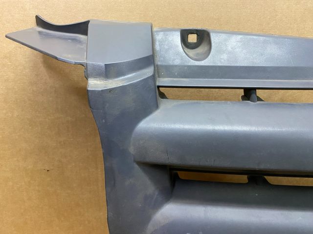 bontott VW CRAFTER Hűtőrács