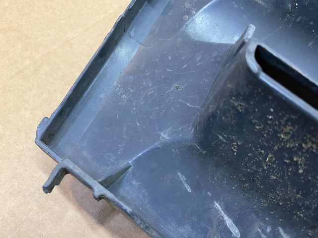 bontott VW CRAFTER Hűtőrács