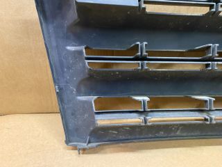 bontott VW CRAFTER Hűtőrács