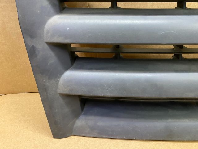 bontott VW CRAFTER Hűtőrács