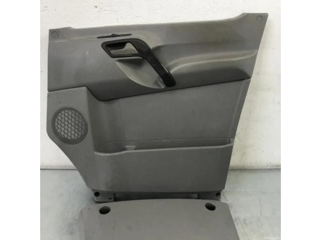 bontott VW CRAFTER Jobb első Ajtó Kárpit