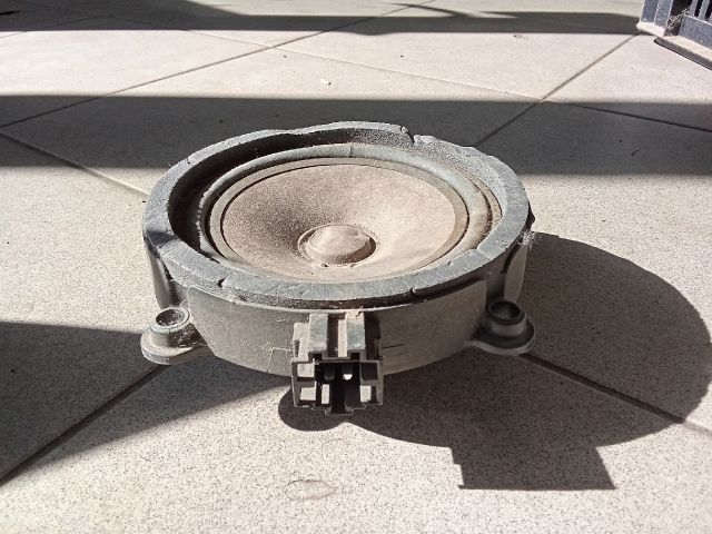 bontott VW CRAFTER Jobb első Hangszóró