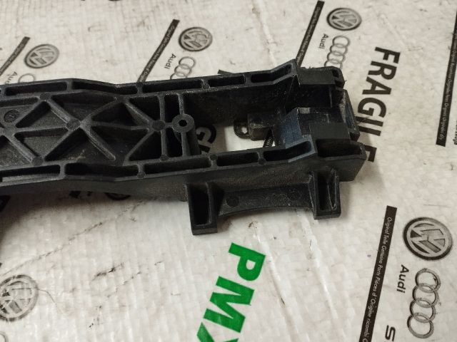 bontott VW CRAFTER Jobb első Külső Kilincsfészek