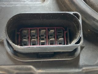 bontott VW CRAFTER Jobb Fényszóró