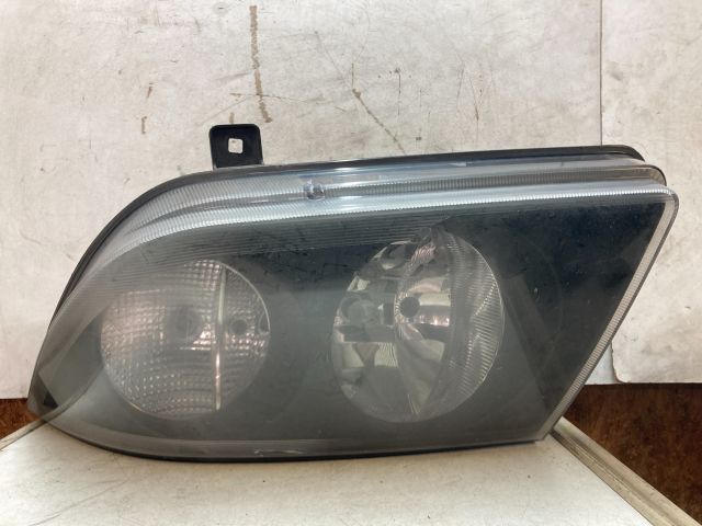 bontott VW CRAFTER Jobb Fényszóró