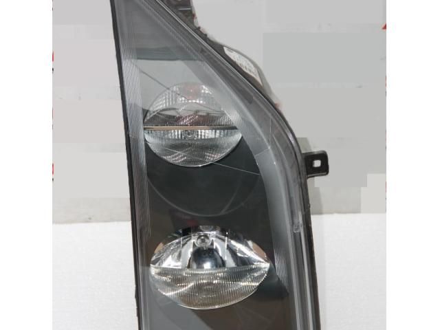 bontott VW CRAFTER Jobb Fényszóró