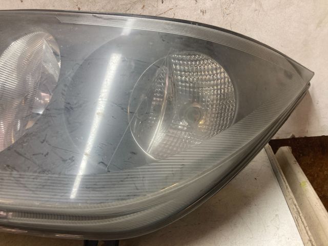 bontott VW CRAFTER Jobb Fényszóró