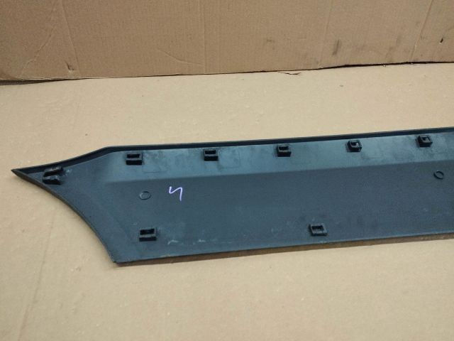 bontott VW CRAFTER Jobb hátsó Sárvédő Díszléc