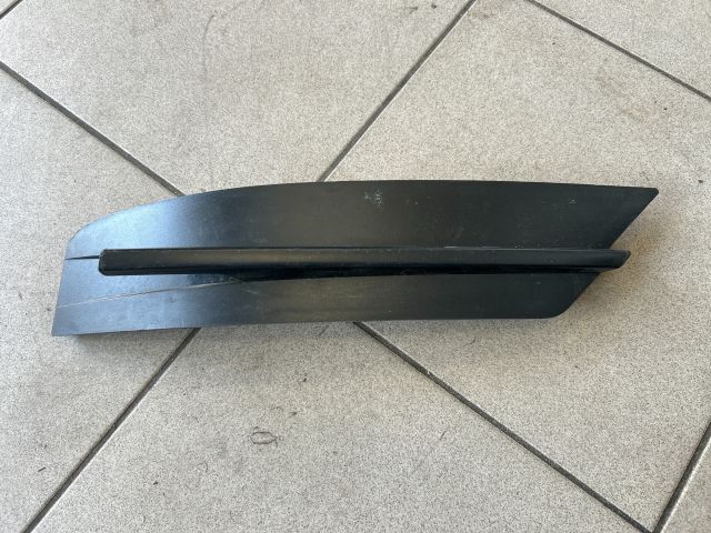 bontott VW CRAFTER Jobb Ködlámpa Rács