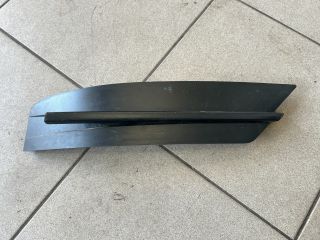 bontott VW CRAFTER Jobb Ködlámpa Rács