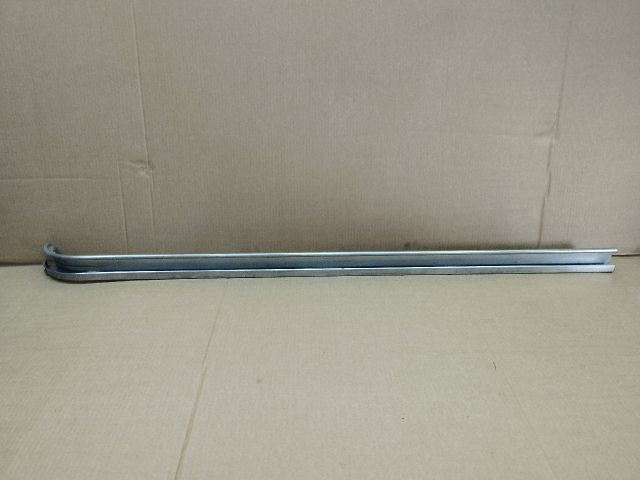 bontott VW CRAFTER Jobb Tolóajtó Sín