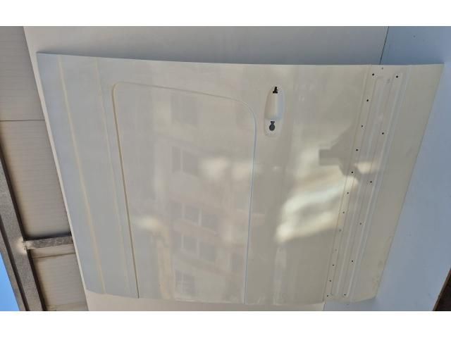 bontott VW CRAFTER Jobb Tolóajtó (Üres lemez)