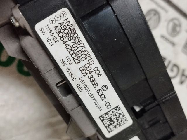 bontott VW CRAFTER Vészvillogó Kapcsoló