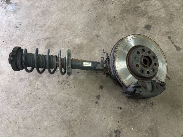 bontott VW EOS Bal első Gólyaláb (Lengécsillapító, Rugó)