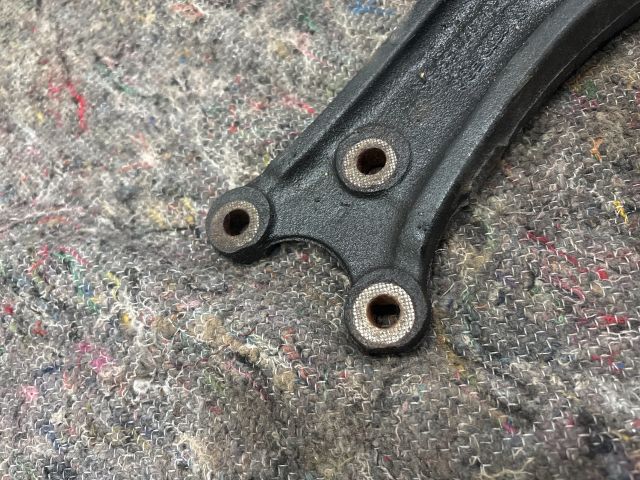 bontott VW EOS Bal első Lengőkar