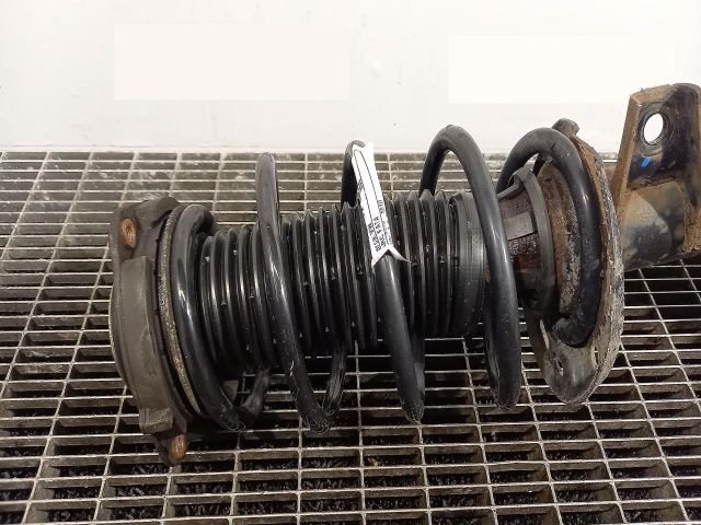 bontott VW EOS Első Rugó