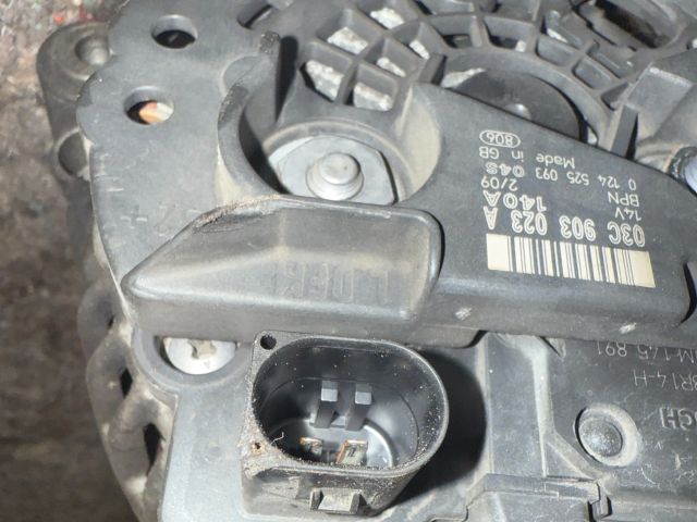 bontott VW EOS Generátor