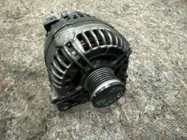 bontott VW EOS Generátor